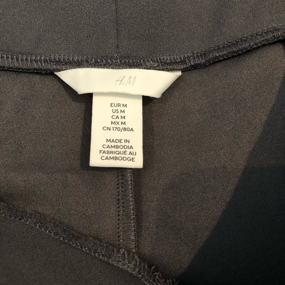 H & M High-waist dress pants - Picture 5 of 5